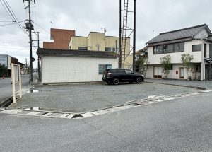 売土地　泉町一丁目　1,501万円